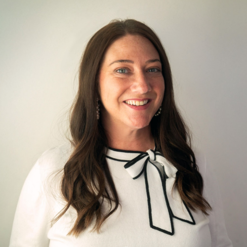 Laurie DePhillips Headshot